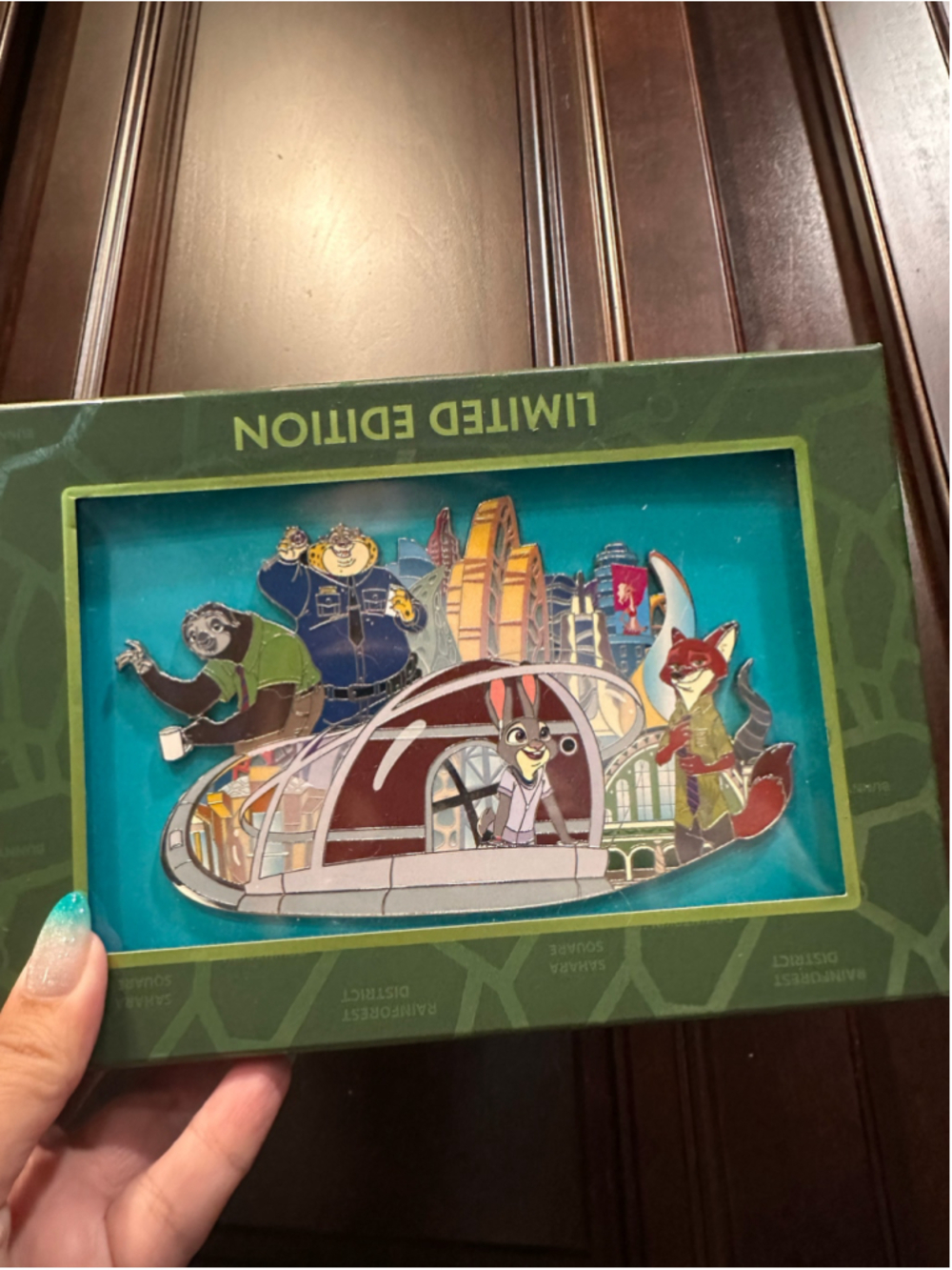 Disney WDI MOG Zootopia 10th Anniversary Jumbo Pin LE300